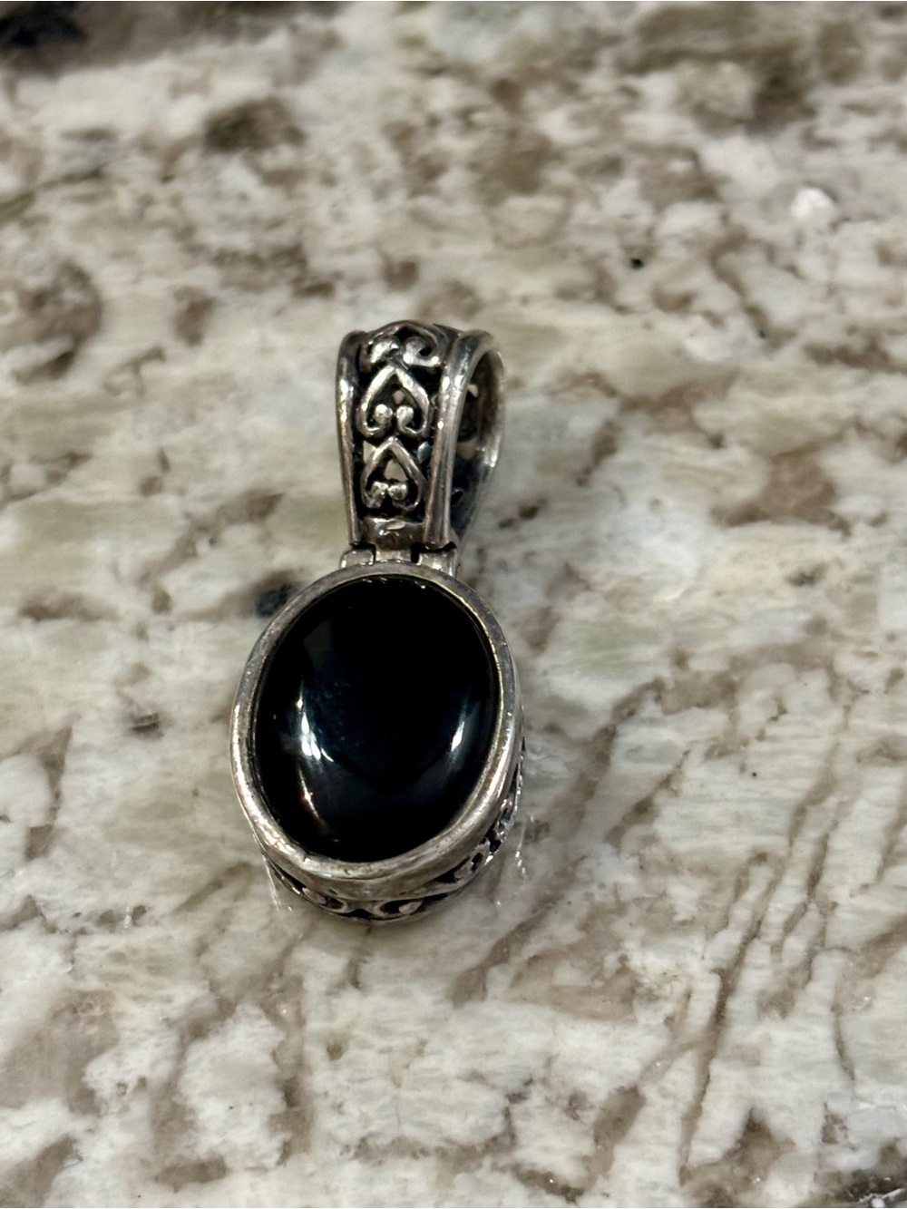 Vintage sterling silver pendant